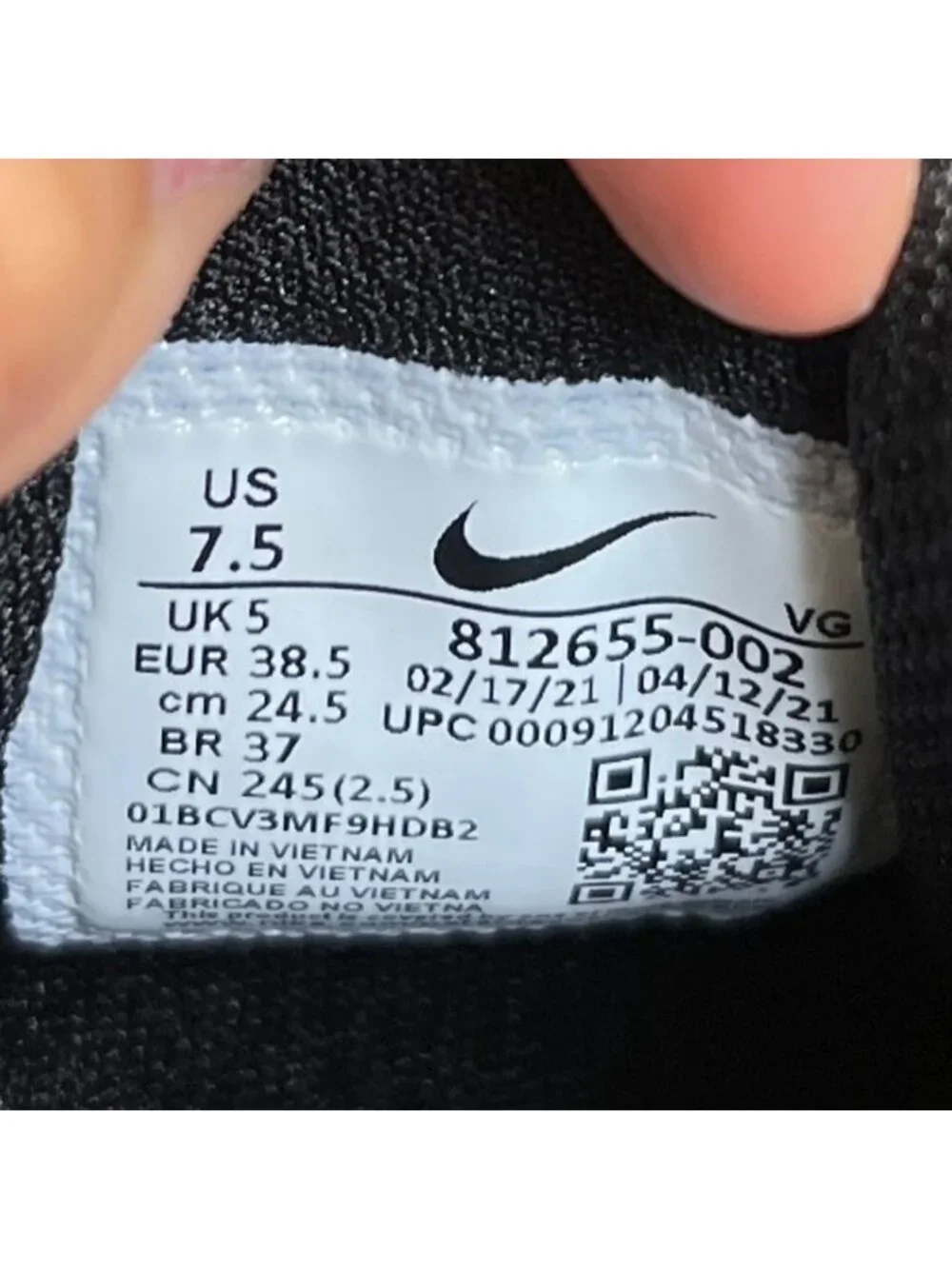 Nike Tanjun Womens Size 7.5 Triple Black Athletic Running Walking Shoes Sneakers
